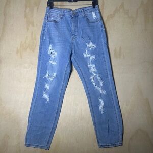 GOGO Curvy Mom Jeans Distressed Light Wash Size 7/28